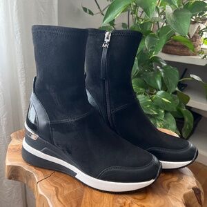 Michael Kors zip up boots size 7